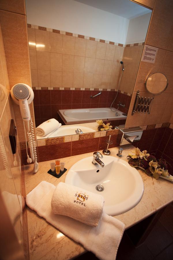 Hotel Savoy Ceske Budejovice Exteriör bild